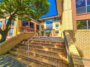331m² Office to Let in Constantia Office Park