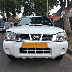 2018 Nissan NP300 hardbody single cab 2.5