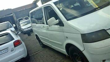 VW T5 STRIPPING FOR SPARES. 