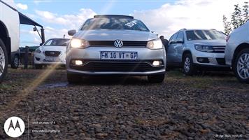 2015 VW polo 1.2Tsi comfortline with 14400km full service history with agent,