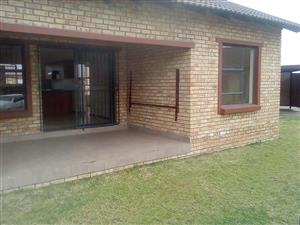 Townhouse Rental Monthly in Riversdale