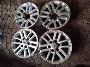 Toyota hilux d4d 3.0 rims for sale WhatsApp or cell  Patrick