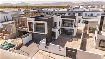 Brand-New 4 Bedroom Family Home!