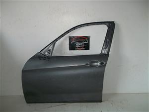 BMW X1 E81 left front door