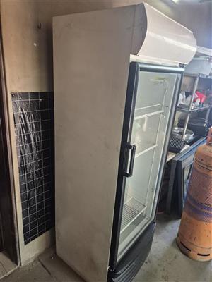 Single door Coke fridge 