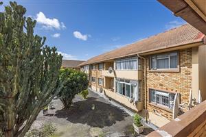 Apartment For Sale in Glenlilly