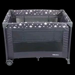 Camping cot an 2 car seats