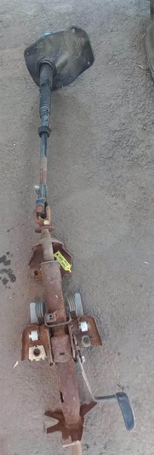2003 Toyota Hilux Steering column Available
