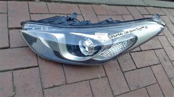 Hyundai i30 headlights