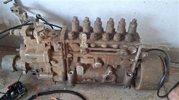 6SD1 isuzu diesel pump  