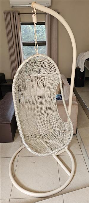 Hanging chair with stand