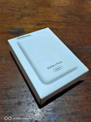 30,000 MAH WIRELESS CHARGER 