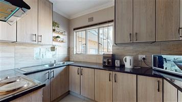 Stunning 2 bedroom ground floor apartment for sale in Elsburg