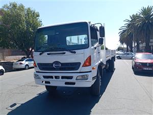 Hino 15257 dropside