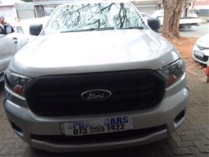 2020 FORD RANGER 2.2  DISIEL MANUAL SERVICE HISTORY SILVER COLOR 44,000KM 