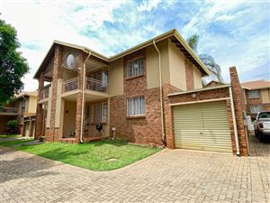 Cozy Ground Floor Unit To Rent in Hadeda Complex, Magalieskruin
