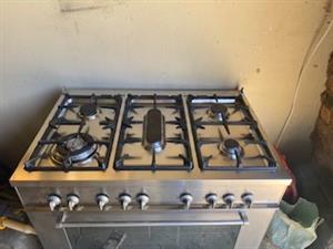 Delonghi Italia 5 burner gas stobe Junk Mail