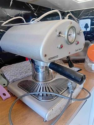 Kenwood Cafe Retro