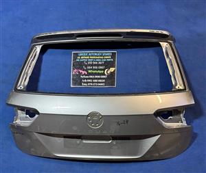 VW Tiguan Tailgate Boot Lid
