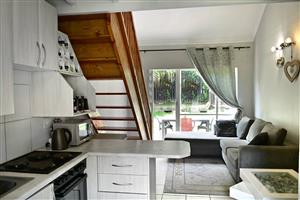 Townhouse Rental Monthly in Douglasdale