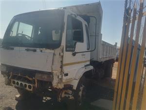 Hino ranger tipper truck stripping for spares 