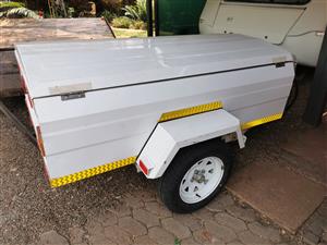 Karret 5 feet trailer in good condition. Lisence valid till 2022
