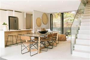 Luxury Condo on Golf Estate!