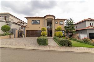 Stunning 4 Bedroom  House with study for sale in Aspen Hills Nature Estate