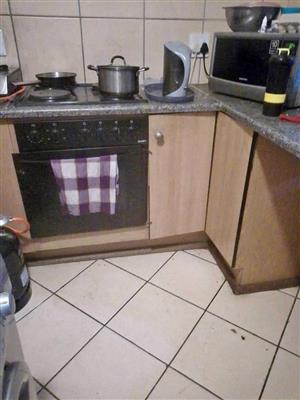 Room available in a 2 bedroom flat at  Phillip nell park