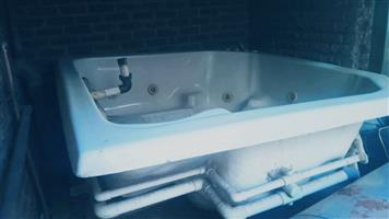 6 seater jacuzzi
