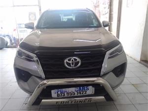 2019 TOYOTA FORTUNER 2.8 GD6 4X2 SILVER COLOR  AUTOMATIC LEATHER INTERIOR SERVICE BOOK  81000KM 