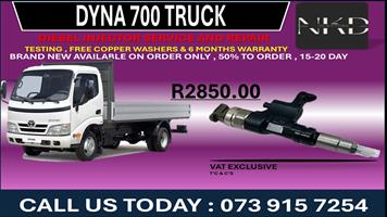 Toyota Dyna 700 Truck Diesel Fuel Injectors 
