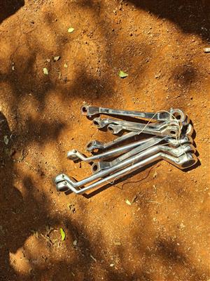 4 full set spanners