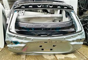 Suzuki Fronx tailgate