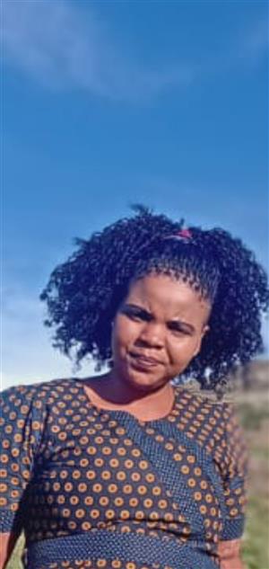 Excellent and hardworking maid, nanny, cook from Lesotho needs sleep in work