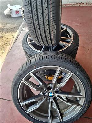 Bmw F30 original alloy mags and tyres new