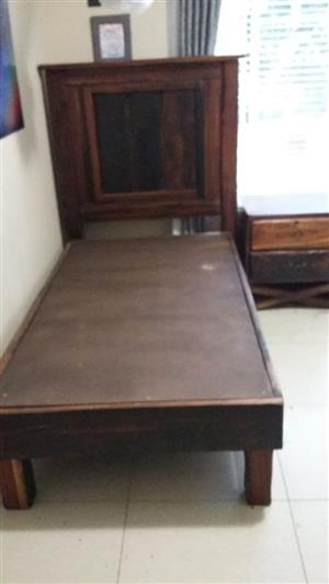Sleeper wood bed base 