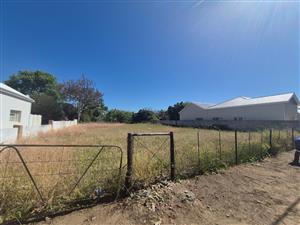 Build Your Dream in the Heart of the Winelands