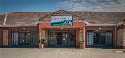 Retail For Sale in Port Alfred Central