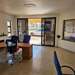 hardware retail or business office to rent 