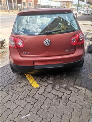 GOLF 5 STRIPPING FOR SPARES