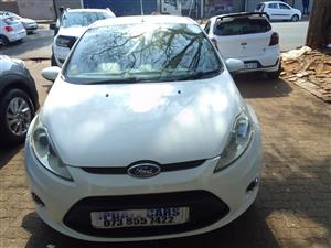 2010 FORD FIESTA 1.4 WHITE COLOR MANUAL PETROL