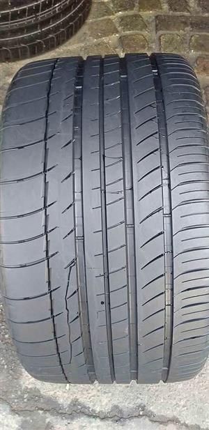 2 X 295/30/18 Michelin tyres