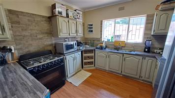 Well-Maintained 3 Bedroom House in Prestigious area