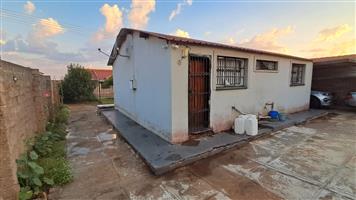 House For Sale in Soshanguve L