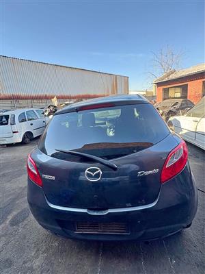 2010 Mazda 2 ZJ automatic stripping for spares now 