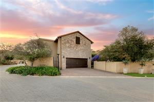 Beautiful family cluster home in Broadacres