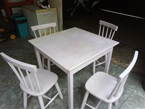 Dining table with chairs for sale 