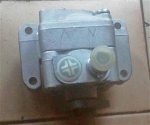 BMW E46 power steering pump (flat back) 