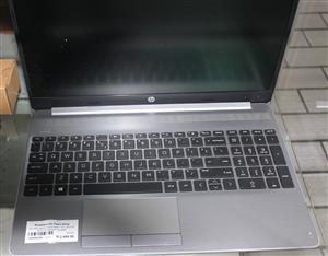 HP AMD 3020E 4GB RAM 1TB LAPTOP WITH CHARGER IN BAG S065622A
